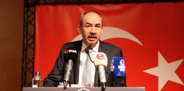 GÜLSOY : “ÖNÜMÜZE ÇIKACAK FIRSATLARI VE OLASI RİSKLERİ ÇOK İYİ DEĞERLENDİRMEK DURUMUNDAYIZ”