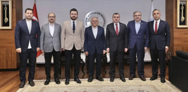 BÜYÜKKILIÇ’A, AK PARTİ HEYETİNDEN ZİYARET