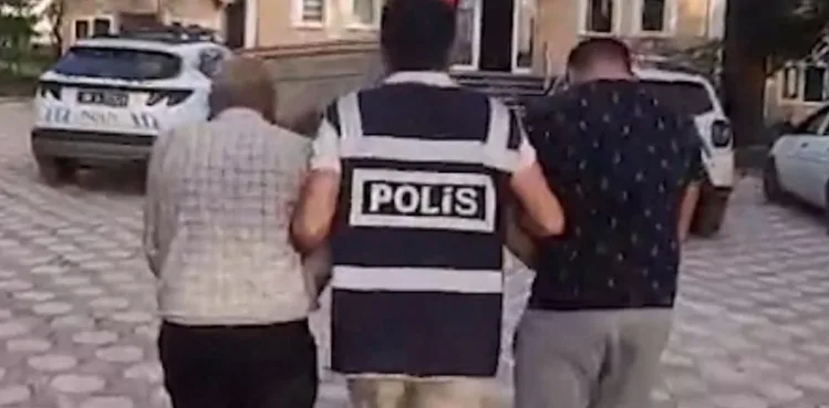 Köpek dövüştüren 2 kişiye gözaltı