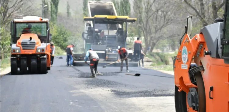 BAŞKAN BÜYÜKKILIÇ’TAN TURİZM VE ULAŞIMDA BÜYÜK HAMLE: YAHYALI’DA 72 MİLYON TL’LİK YATIRIM