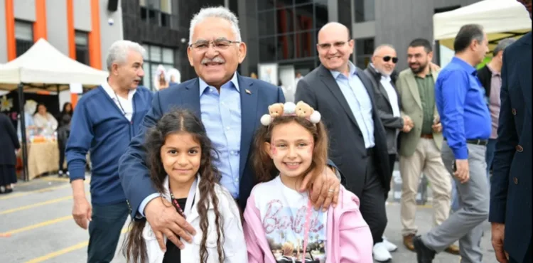 HAYIRSEVER BÜYÜKKILIÇ AİLESİNİN EĞİTİM MİRASINDA BAHAR ŞENLİĞİ VE KERMESİ