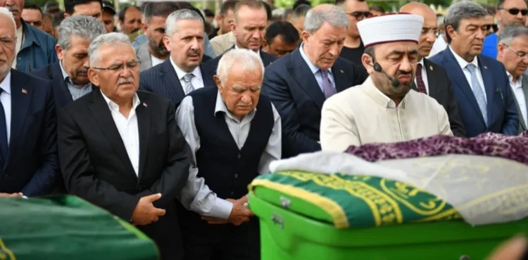 BAŞKAN BÜYÜKKILIÇ’TAN MERHUME YENGESİ NACİYE BÜYÜKKILIÇ’A SON GÖREV