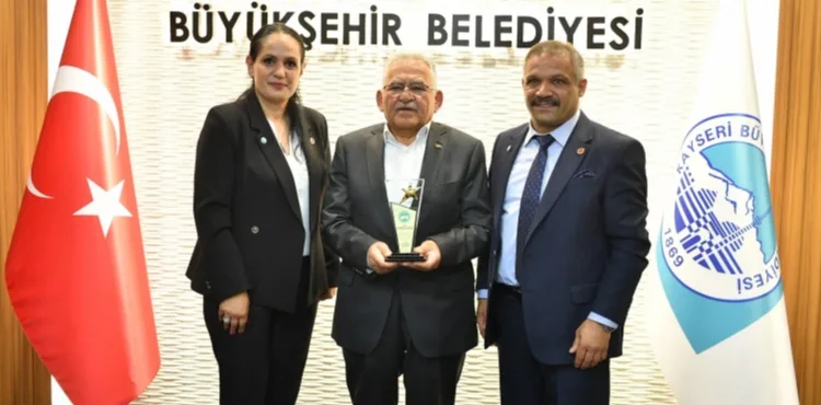 BAŞKAN BÜYÜKKILIÇ, AVRUPA’DAKİ KAYSERİLİ HEMŞEHRİLERİNİ KONUK ETTİ