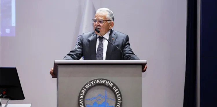 KAYSERİ’Yİ GELECEĞE HAZIRLAYAN BAŞKAN BÜYÜKKILIÇ, KENT KONSEYİ’NDE PROJELERİNİ ANLATTI