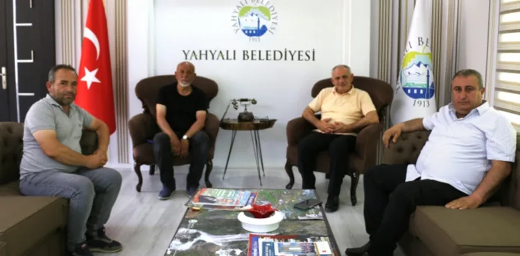 Kirazlı, Derebağ ve Çağlayan Mahalle Muhtarlarından Başkan Öztürk’e Teşekkür Ziyareti