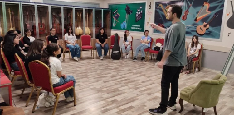 KAYSERİ BÜYÜKŞEHİR’DEN 10 BİN ÖĞRENCİYE ÜCRETSİZ KAYMEK YAZ OKULU
