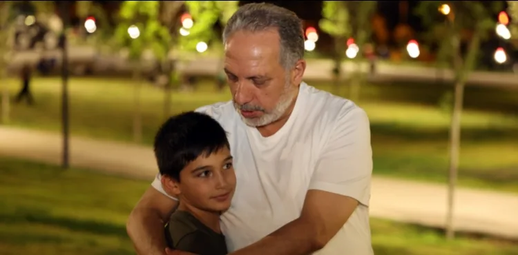MİLLET, DAHA AÇILMADAN BAHÇESİNE AKIN ETTİ