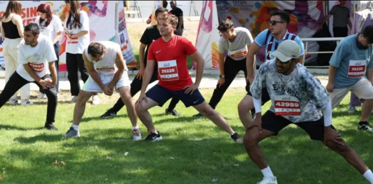 BÜYÜKŞEHİR, 15 TEMMUZ’UN UNUTULMAZ DİRENİŞİNİ KOŞARAK ANDI