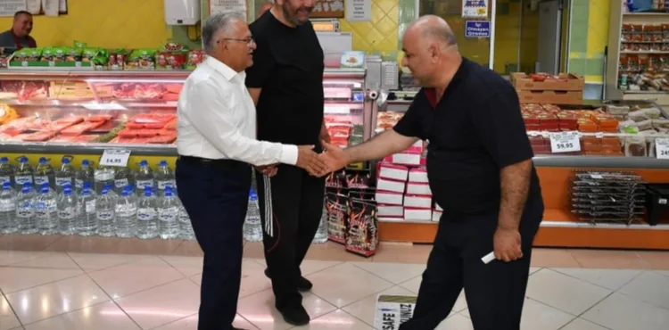 BAŞKAN BÜYÜKKILIÇ’TAN, TALAS’TA ESNAF ZİYARETLERİ