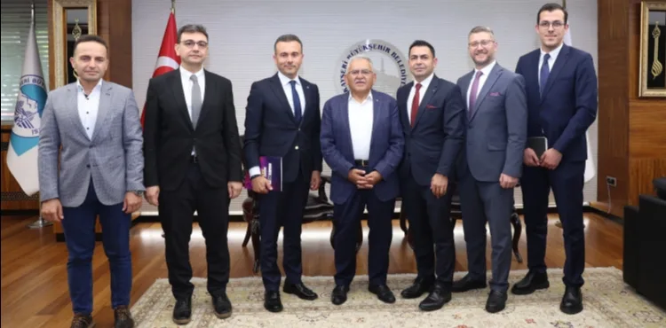 BÜYÜKŞEHİR’DEN ‘TÜRKİYE FİNANS’ İLE İŞ BİRLİĞİ: ULAŞIMDA AYDA 10 KEZ ÜCRETSİZ GEÇİŞ HAKKI