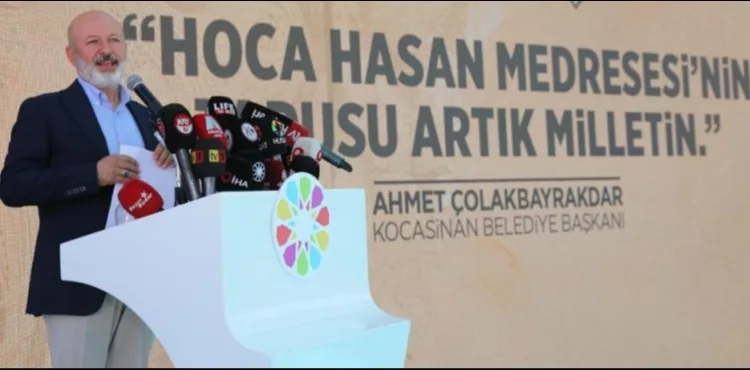“TARİHİ MEDRESEMİZ, ŞEHİR AKADEMİSİ KİMLİĞİYLE YENİDEN HAYAT BULACAK”