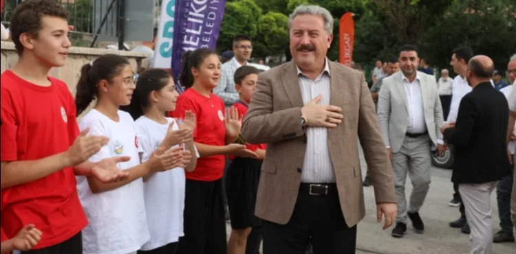 MELİKGAZİ BELEDİYESİ MİMARSİNAN ERVA SPOR OKULLARI AÇILDI