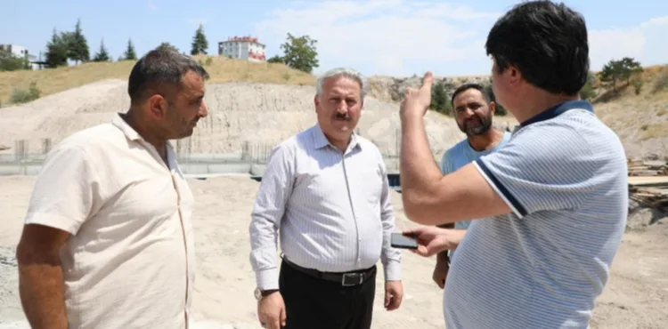 MELİKGAZİ BELEDİYESİ, GELECEĞİ İNŞA ETMEYE DEVAM EDİYOR