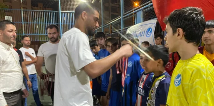 MELİKGAZİ’DE FUTBOLUN VE KARDEŞLİĞİN GÜZEL BULUŞMASI