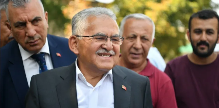 BAŞKAN BÜYÜKKILIÇ’TAN ESNAF VE VATANDAŞLA SAMİMİ BULUŞMA