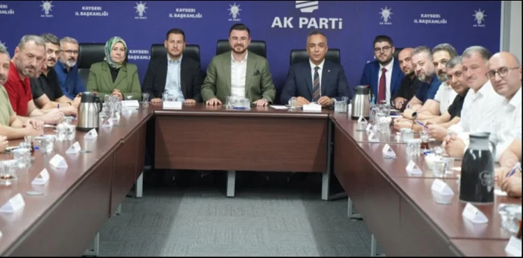 AK Parti Kayseri Teşkilatında Kapsamlı İstişare Toplantısı Gerçekleşti