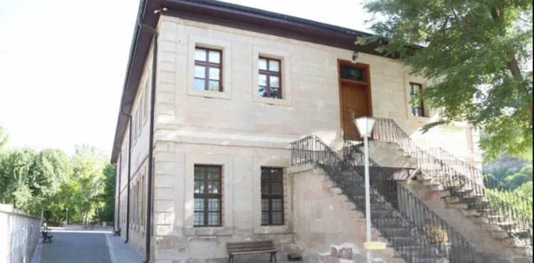 MELİKGAZİ BELEDİYESİ SAĞLIKLI YAŞAM VE FARKINDALIK KAMPI İÇİN BAŞVURULAR BAŞLADI