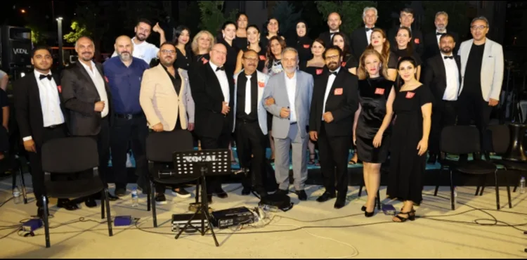 TALAS’TA ZAFER COŞKUSU SANAT MÜZİĞİ KONSERİYLE ZİRVE YAPTI