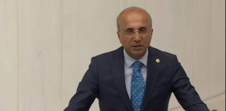 CHP’li Aşkın Genç: “Çiftçi beş yılda %710 daha borçlu hale getirildi”