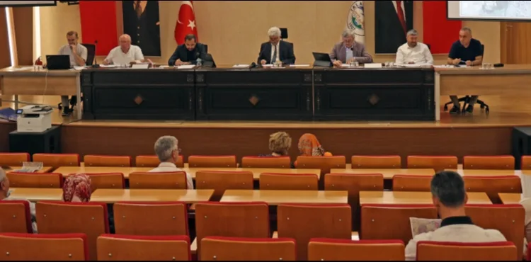 TALAS’TA VİLLA PARSELLERİNDEN 47.5 MİLYONLUK KAYNAK