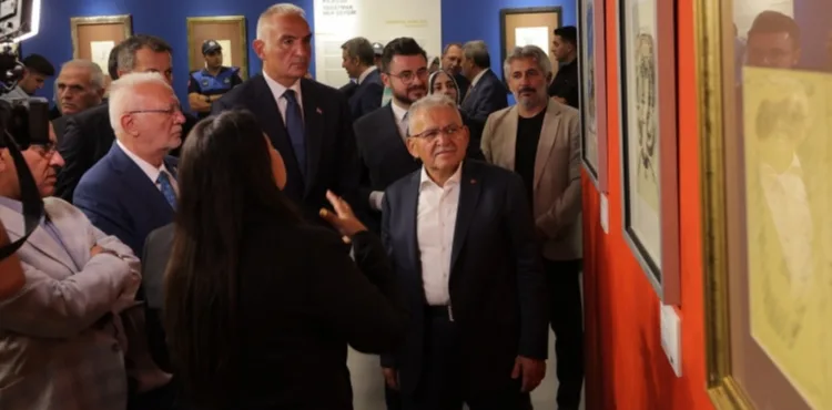 BÜYÜKKILIÇ, BAKAN ERSOY’A MUTFAK SANATLARI MERKEZİ’Nİ TANITTI