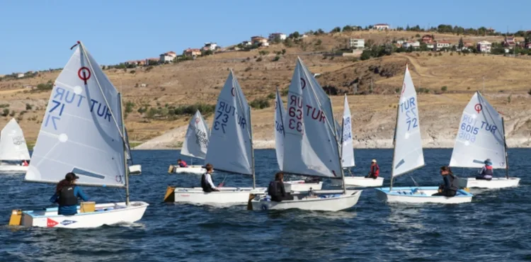 Optimist Yelken Yarışları’nın 3’üncü ayağı, Kayseri’de başladı