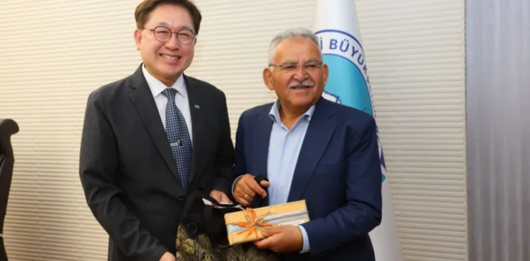 BÜYÜKKILIÇ’A, GÜNEY KORE MİLLİ KÜLTÜREL MİRAS ARAŞTIRMA ENSTİTÜSÜ HEYETİNDEN ZİYARET