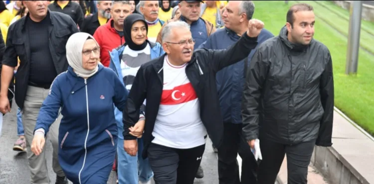 KAYSERİ'DE HEYECAN DORUKTA: 5. ULUSLARARASI KAYSERİ YARI MARATONU’NA SAYILI GÜNLER KALDI