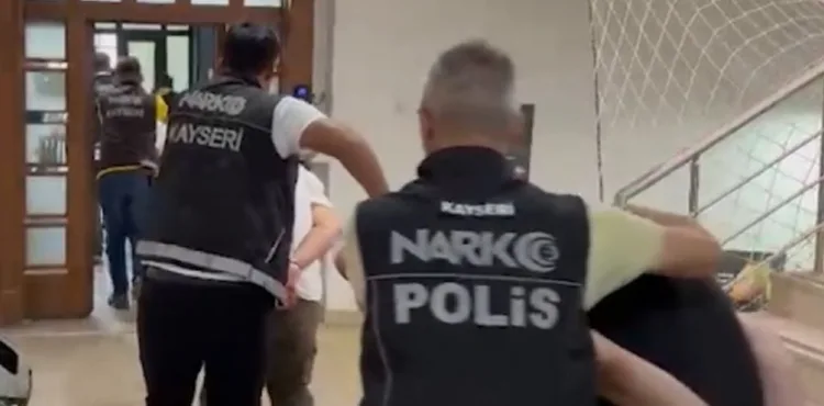 Kayseri’de uyuşturucu operasyonu: 12 tutuklama