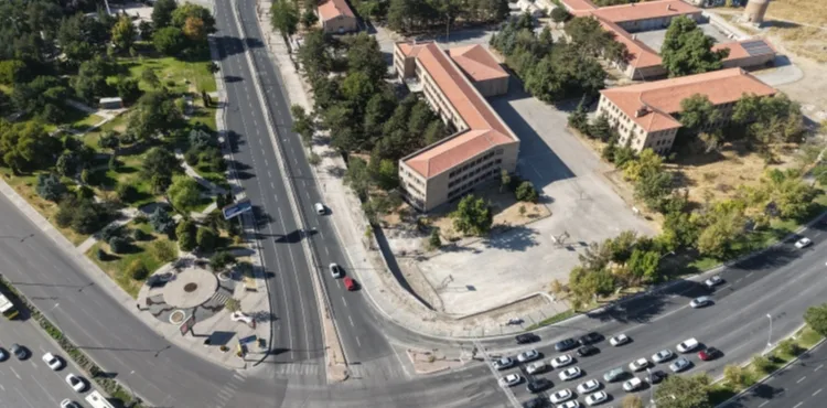BÜYÜKŞEHİR’DEN KARTAL KATLI KAVŞAĞI VE ALTERNATİF YOL ÇALIŞMALARI
