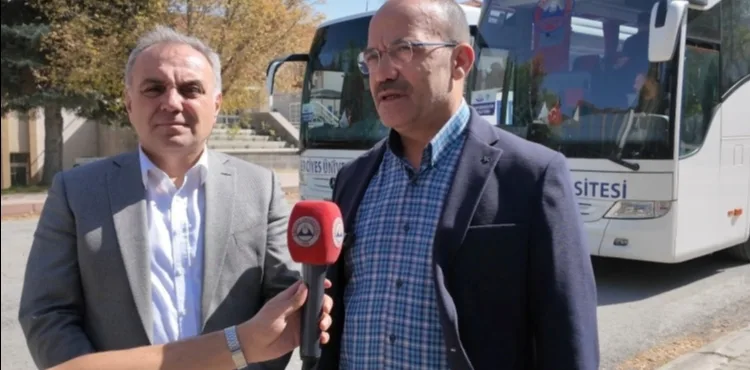 BAŞKAN BÜYÜKKILIÇ’IN DESTEĞİ İLE ÜNİVERSİTE ÖĞRENCİLERİ KAYSERİ’Yİ KEŞFEDİYOR