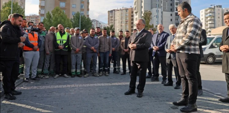 TALAS’TA 'BELEDİYE MAHALLEMİZDE'NİN ROTASI YENİDOĞAN