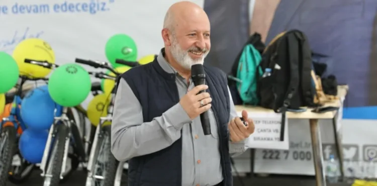 BAŞKAN ÇOLAKBAYRAKDAR, “GELECEĞİN LİDERLERİ YETİŞİYOR”