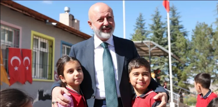 “BİR ŞEHRİN KALBİ, ÇOCUKLARIN GÜLÜŞÜYLE ATAR”