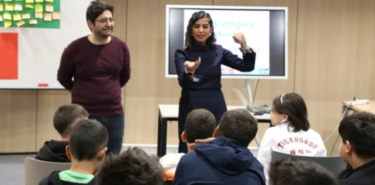 KAYSO 38 Erva Öğrencileri Geleceğe Bilinçle Hazırlanıyor