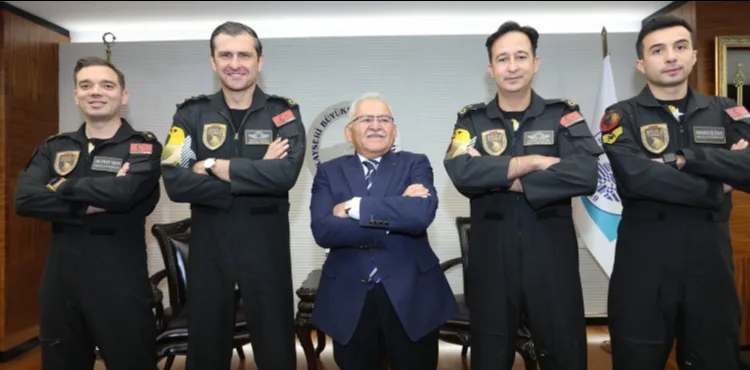 SOLOTÜRK’TEN BAŞKAN BÜYÜKKILIÇ’A ZİYARET