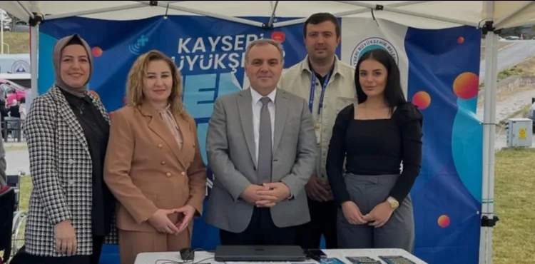 BÜYÜKŞEHİR’DEN SPOR DOSTU EVİM KAMPÜS FESTİVALİ’NDE İLETİŞİM KÖPRÜSÜ