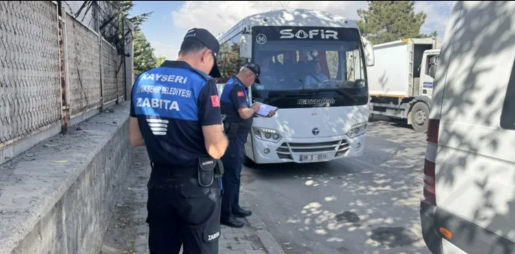 BÜYÜKŞEHİR ZABITA’DAN İŞÇİ SERVİSLERİNE YÖNELİK DENETİM