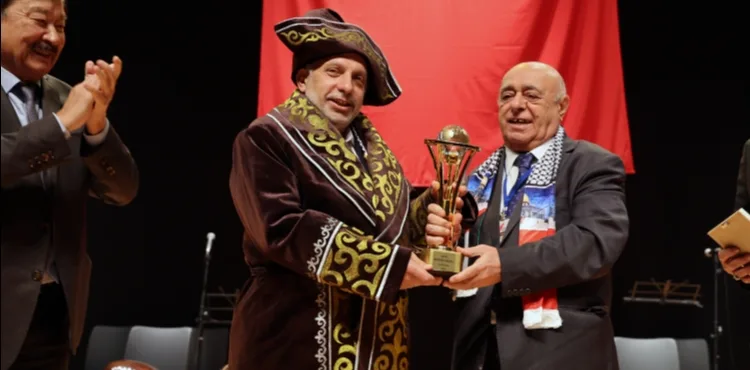 BAŞKAN YALÇIN'A “TÜRK DÜNYASI ÜSTÜN HİZMET ÖDÜLÜ”