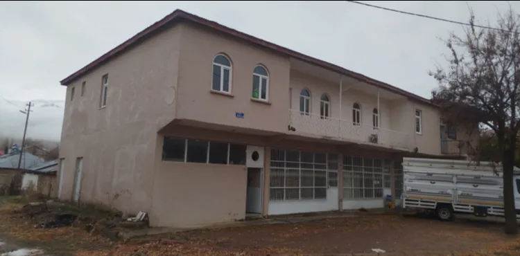BÜYÜKŞEHİR, SARIZ’DA VELİ ALTINKAYA TAZİYE VE KÜLTÜR EVİ’Nİ YENİLEDİ
