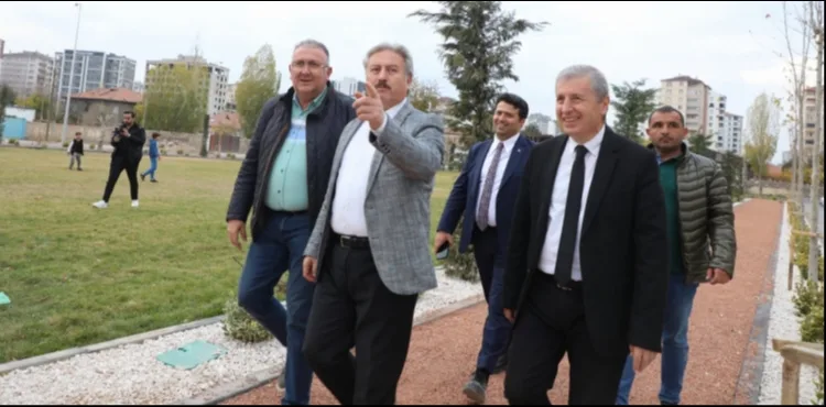PARKLARIN, YEŞİL ALANLARIN BELEDİYESİ MELİKGAZİ'DEN, YILDIRIM BEYAZIT’A İKİ PARK DAHA