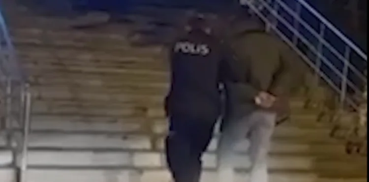 KAYSERİ’DE UYUŞTURUCU TİCARETİNDEN ARANAN ŞAHIS YAKALANDI