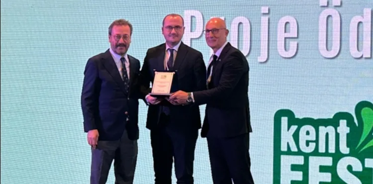 KAYSERİ BÜYÜKŞEHİR BELEDİYESİ'NE "EN İYİ TARİHİ ALAN DÖNÜŞÜMÜ" ÖDÜLÜ