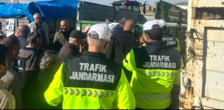 Pınarbaşı’nda “Reflektör Tak, Görünür Ol” Projesi