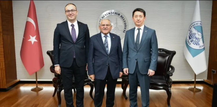 BAŞKAN BÜYÜKKILIÇ, TATARİSTAN TÜRKİYE TEMSİLCİSİ GATAULLİN’İ AĞIRLADI