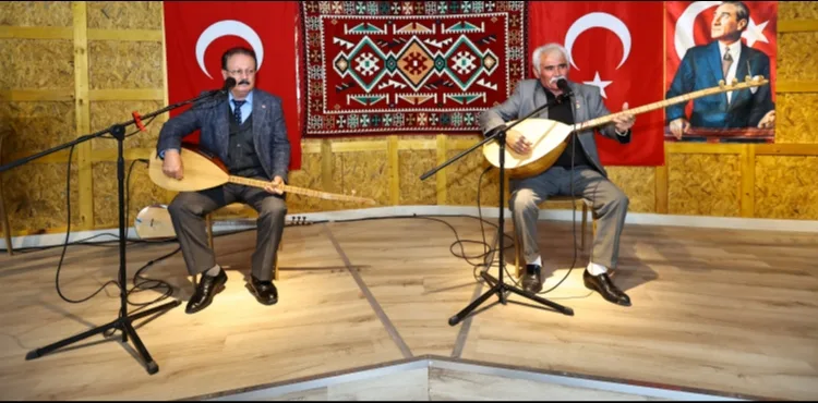 BÜYÜKŞEHİR, MUHTARLAR İLE OZANLARI ‘HİZMETİN ÇINARLARI’ ETKİNLİĞİNDE BULUŞTURDU