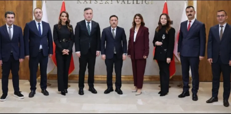 Vali Gökmen Çiçek, 24 Kasım Öğretmenler Günü’nde Eğitim Camiasını Makamında Ağırladı