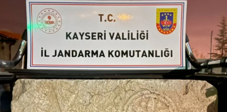 Yahyalı’da Tarihi Eser Operasyonu: VI. Yüzyıla Ait Kapı Sovesi Ele Geçirildi