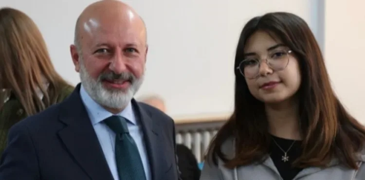 KOCASİNAN’DA 8 YIL SONRA DUYGU DOLU KARŞILAŞMA