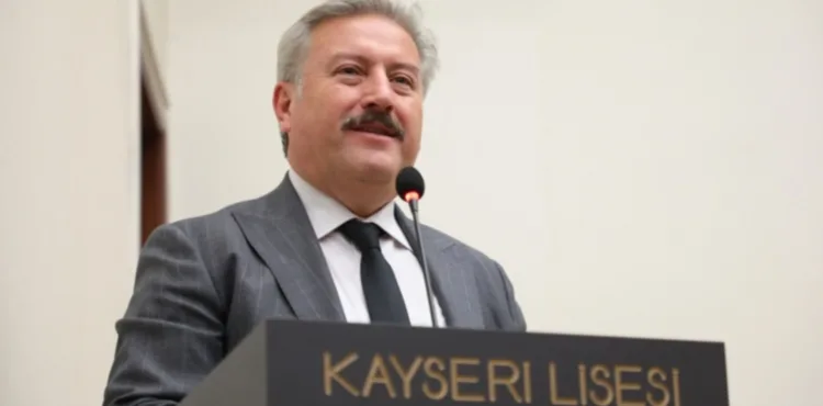 KARİYER GÜNLERİ, BAŞKAN PALANCIOĞLU İLE KAYSERİ LİSESİ ÖĞRENCİLERİNİ BİR ARAYA GETİRDİ